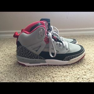 Jordan Spizike BG Boys Size 7